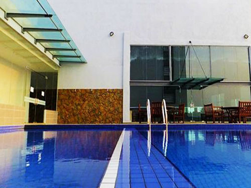 Hotel D